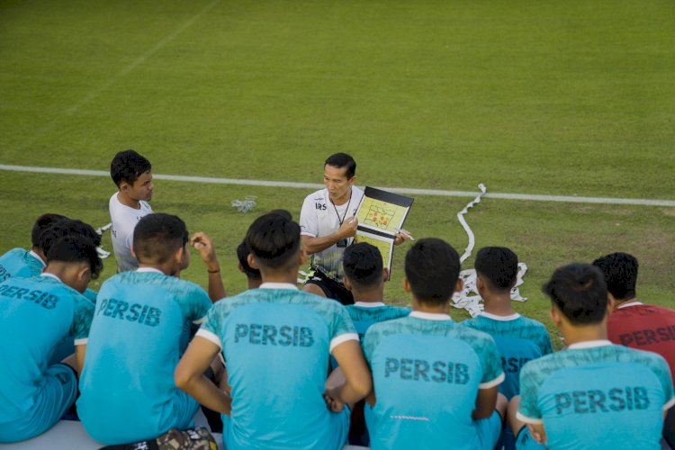 Kirim Persib U-17 Pendidikan ke Aspire Academy Qatar Prabowo: Semangat dan Jangan Lupa Berdoa