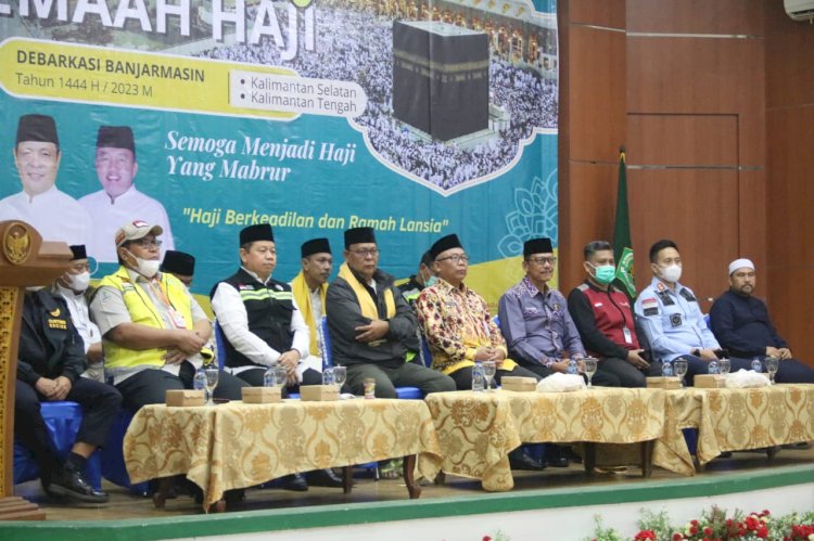 Jamaah Haji Kloter 1 Debarkasi Banjarmasin Tiba di Tanah Air