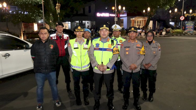 Polresta Malang Kota Dan Jajarannya Lakukan Patroli Preemtif dan Peventif Pencegahan Premanisme Di Wilayah Kota Malang