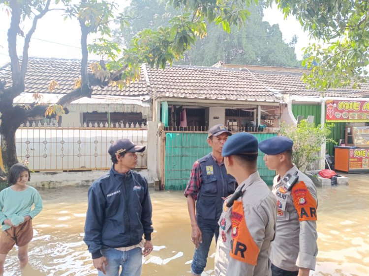 Tanggap Bencana, Brimob Polda Metro Jaya dikerahkan Patroli Sar di Wilayah Tangerang