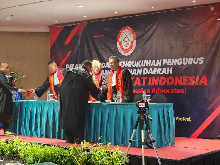 Ketua DPD KAI Tuti Susilawati Lantik Empat Pengurus DPC