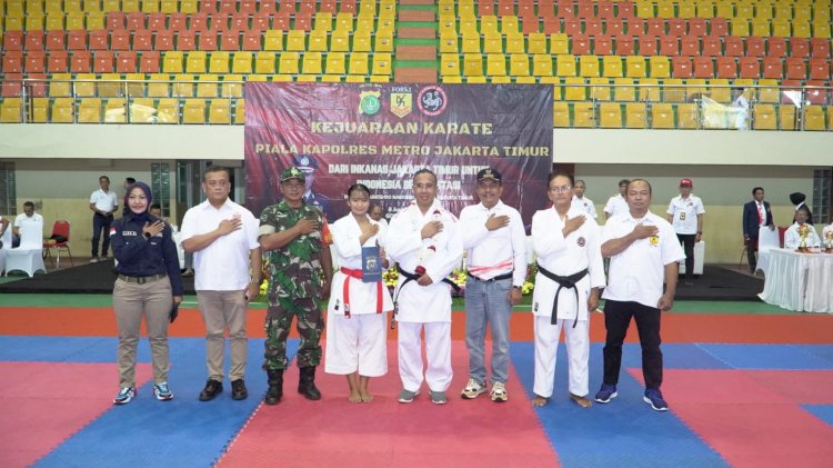 Kejuaraan Karate INKANAS “Piala Kapolres Metro Jakarta Timur 2025” Resmi Dibuka, Ratusan Atlet Unjuk Gigi di GOR PKP