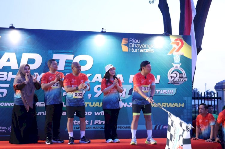 Polda Riau Gelar Road to Riau Bhayangkara Run 7,9 K