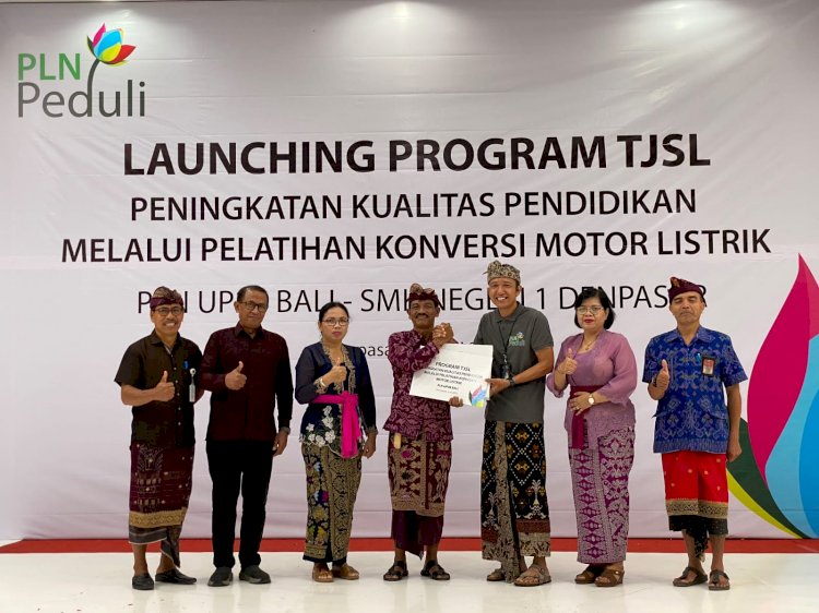PLN UP2B Bali Luncurkan Program PLN Peduli Pelatihan Konversi Motor Listrik di SMKN 1 Denpasar