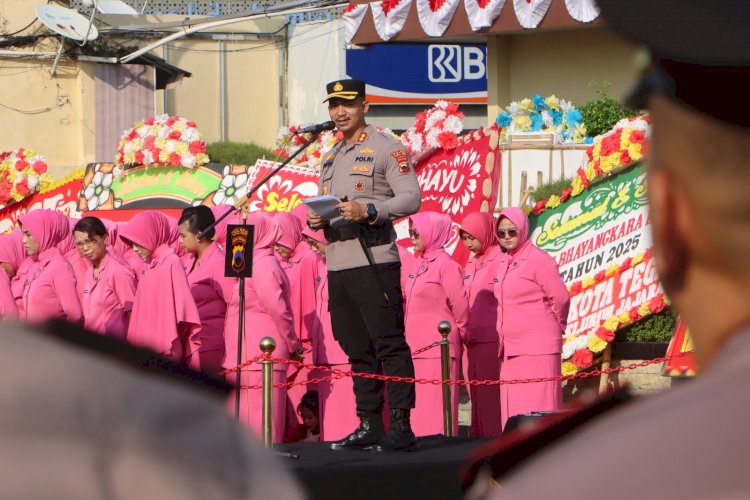 Di Hari Bhayangkara ke -79, Sebanyak 32 Anggota Polres Tegal Kota Mendapat Kenaikan Pangkat