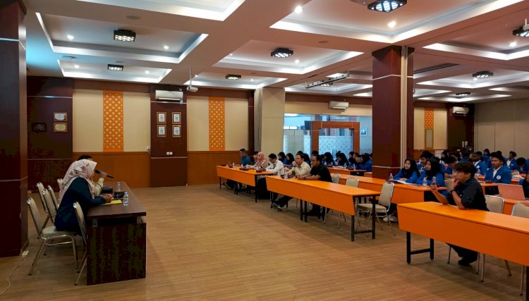 Persiapkan Mahasiswa Jadi Calon Guru dan Profesional, FKIP UMBY Gelar Pembekalan PPL 2