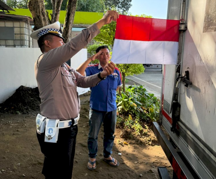 Bagikan 10.000 Bendera Merah Putih Polres Boyolali Tanamkan Jiwa Nasional ke Masyarakat